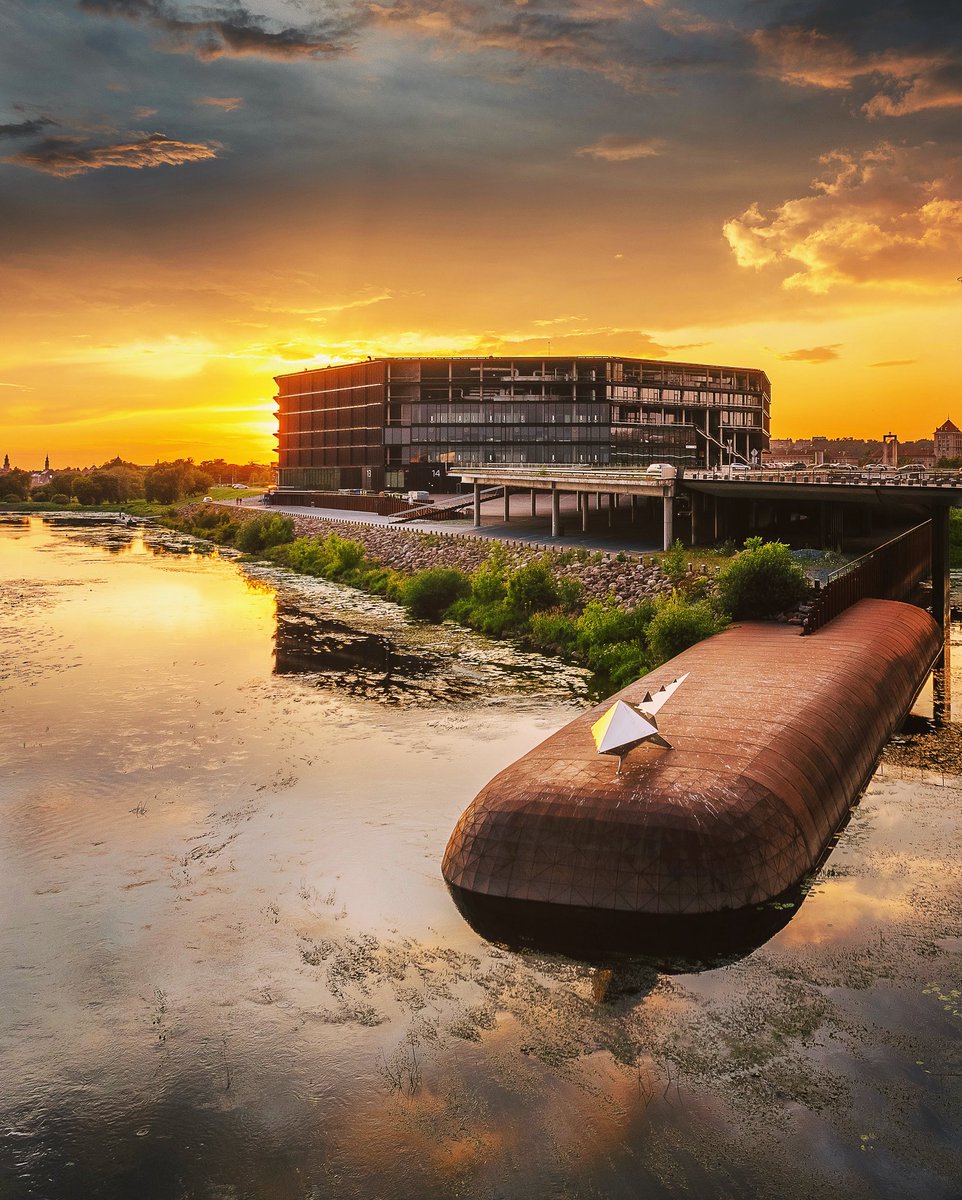 NejauNet's tweet image. #Kaunas #Lithuania #Lietuva #dronas #Mavic3 #mavic3pro #drone #kaunasaerial #vasara2025 #djimavic3pro #summer2025 #hasselblad #hasselbladdrone #vakaras #nemunas #zalgirioarena #kaunozveris