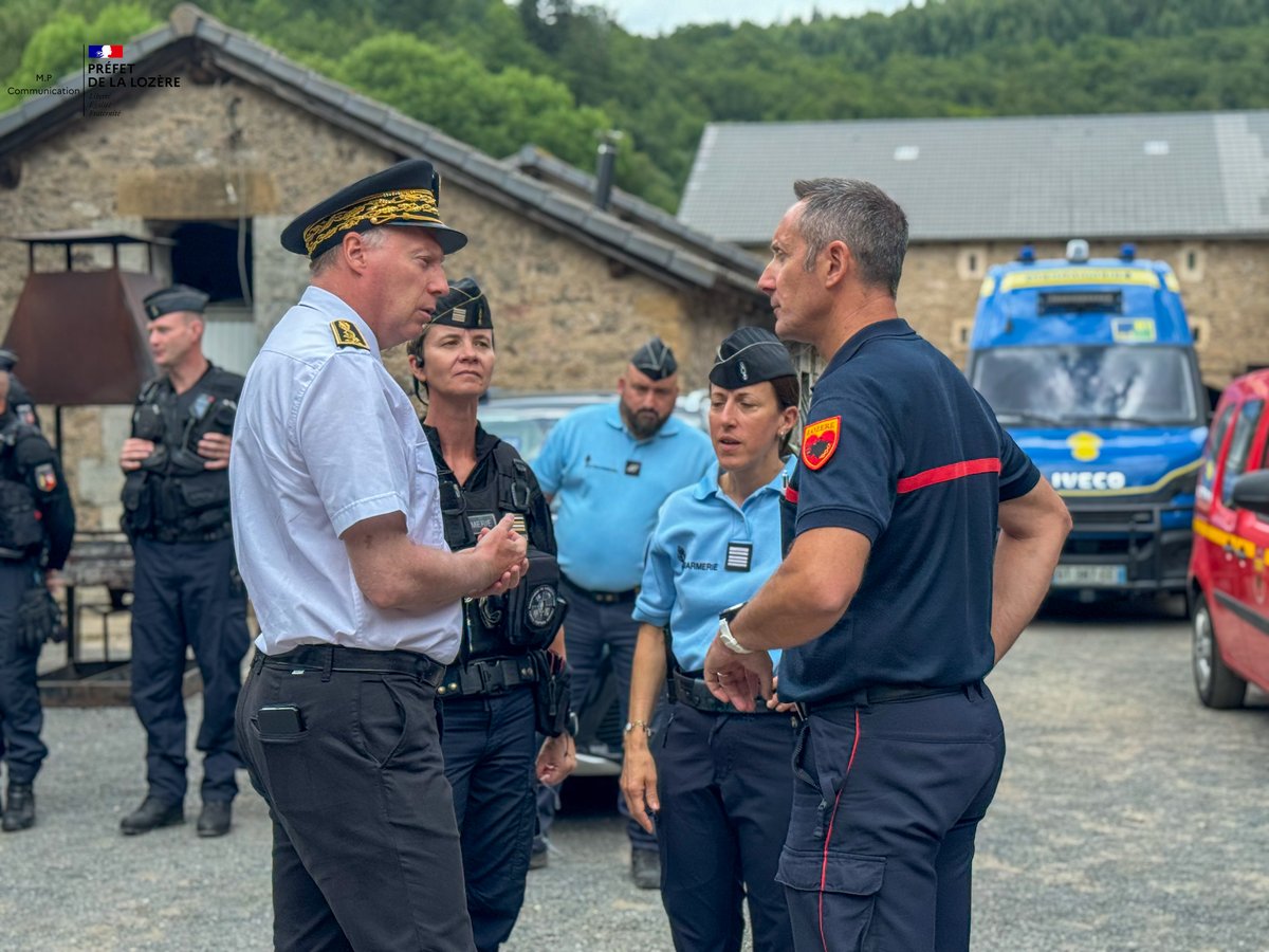 Prefet_48's tweet image. #information | 🔴 Point de situation à 19h30
Un événement musical a caractère festif illégal a débuté le vendredi 11 juillet sur la commune de Mont‑Lozère‑et‑Goulet. À cette heure, la grande majorité des participants ont quitté le site, seuls 300 sont encore sur place.
Les…