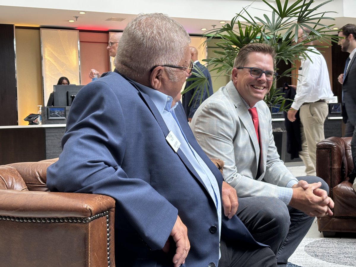 MNSoyGrowers's tweet image. Mother Nature has delayed many of our directors' arrival to D.C., but we still have a strong crew representing Minnesota here in D.C. for @ASA_Soybeans' July board meeting.
Tomorrow, we head to Capitol Hill for a full slate of policy meetings with our congressional delegation.