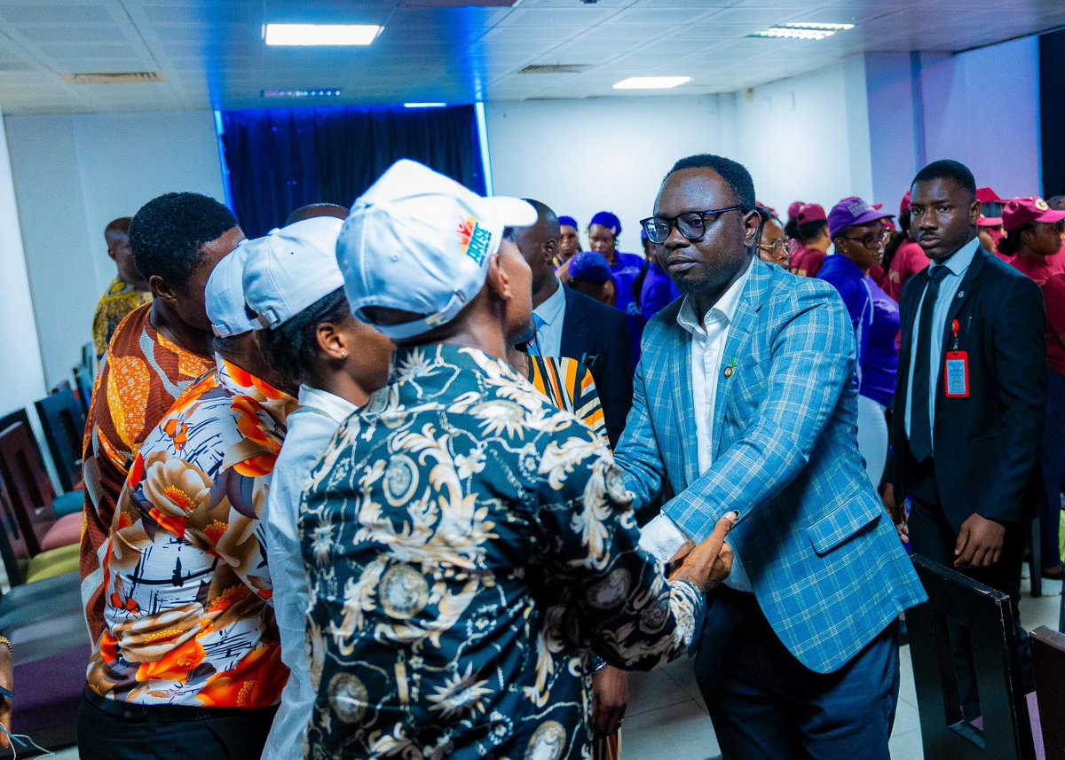 ayowisdom_'s tweet image. Today in Uyo, Akwa Ibom State, I joined young Nigerians, partners, and stakeholders to commemorate World Youth Skills Day — a momentous occasion not just nationally, but especially for Akwa Ibom, as the State marks this global day for the very first time since it was established…