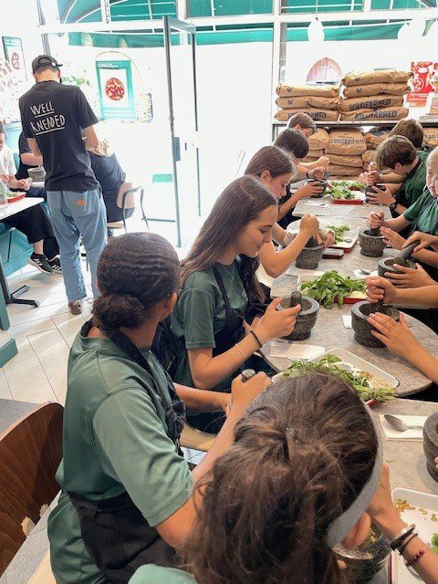 ‘Knead’ some last minute dinner inspiration? 

Let our International Cuisine Group whet your appetite with the delicious pizzas and tasty pesto they’ve been making as part of our Culture and Communities Week activities for Years 7 to 9! #Balham #enrichment