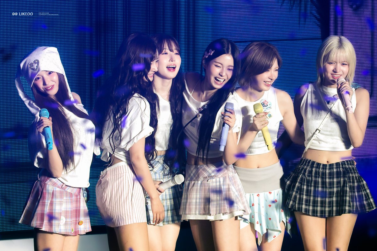 [HD] 250712 NMIXX 1ST FAN MEETING 'NSWER VACATION' 

MIXXTOPIA ☺️

#NMIXX #엔믹스 #エンミックス 
#BAE #배이 #배진솔 #라이크오와솔 #배블왔솔 
#NSWER_VACATION