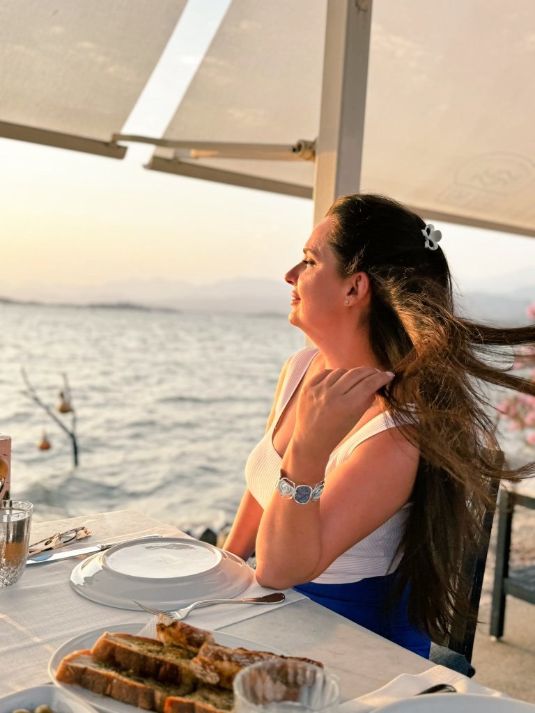 Hayat,nefes aldığın anlar değil,Kalbine dokunan anlardır...
#fethiye #huzur