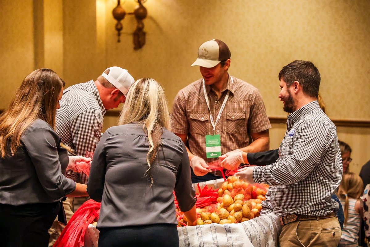 FlaFarmBureau's tweet image. With more than 240 attendees, the 2025 Young Farmers & Rancher’s Leadership Conference was a success. It was both an educational and engaging weekend made possible thanks to the YFR Leadership Group Class 10, our generous sponsors, staff and speakers.
#FLAgriculture | #YFR2025