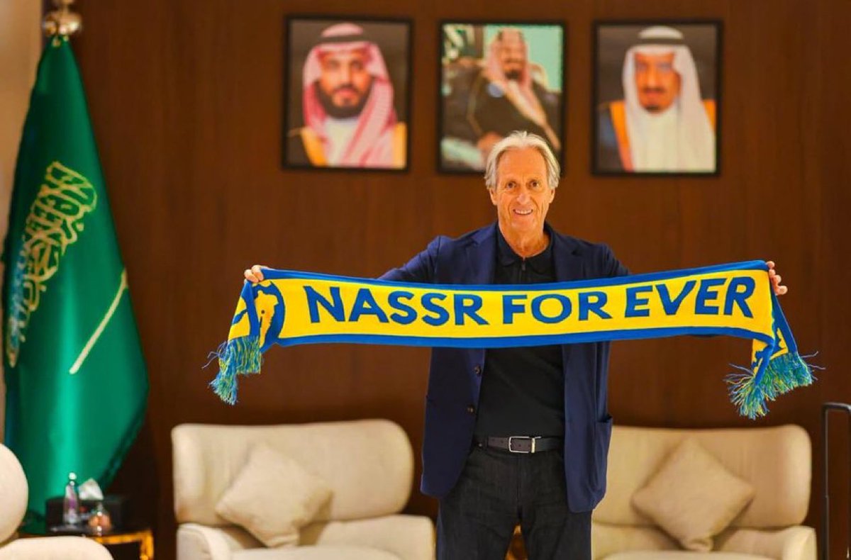 20227rbT's tweet image. تعاقد النصر مع خيسوس ما فرق معي إلّا بعد ماقال بإنه رفض عرض البرازيل عشان الهلال.
شايبنا دمّر مشروعنا في السنة الاخيرة عشان عرضهم وبالاخير طرده الهلال والاتحاد البرازيلي سحب عليه.
قاعد يكذب حالياً مثل ما كذب وقتها وقال ما فيه عروض وصلتني من هناك.
من فشل إلى فشل آخر باذن الله.