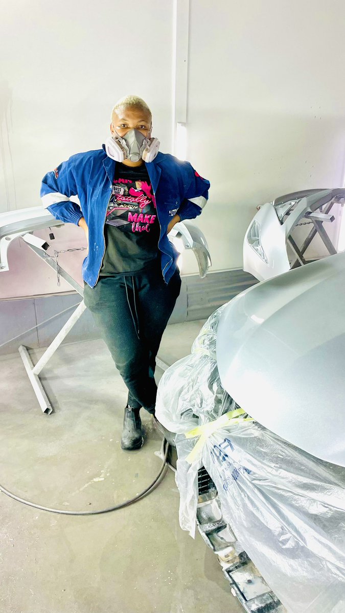 automotive_pros's tweet image. If you succeed without suffering, it is because someone else has suffered for you. So bring ur shoulder down and respect hustlers… most of us are building from scratch. No inheritance, no connection. Just sweat and blood😢……