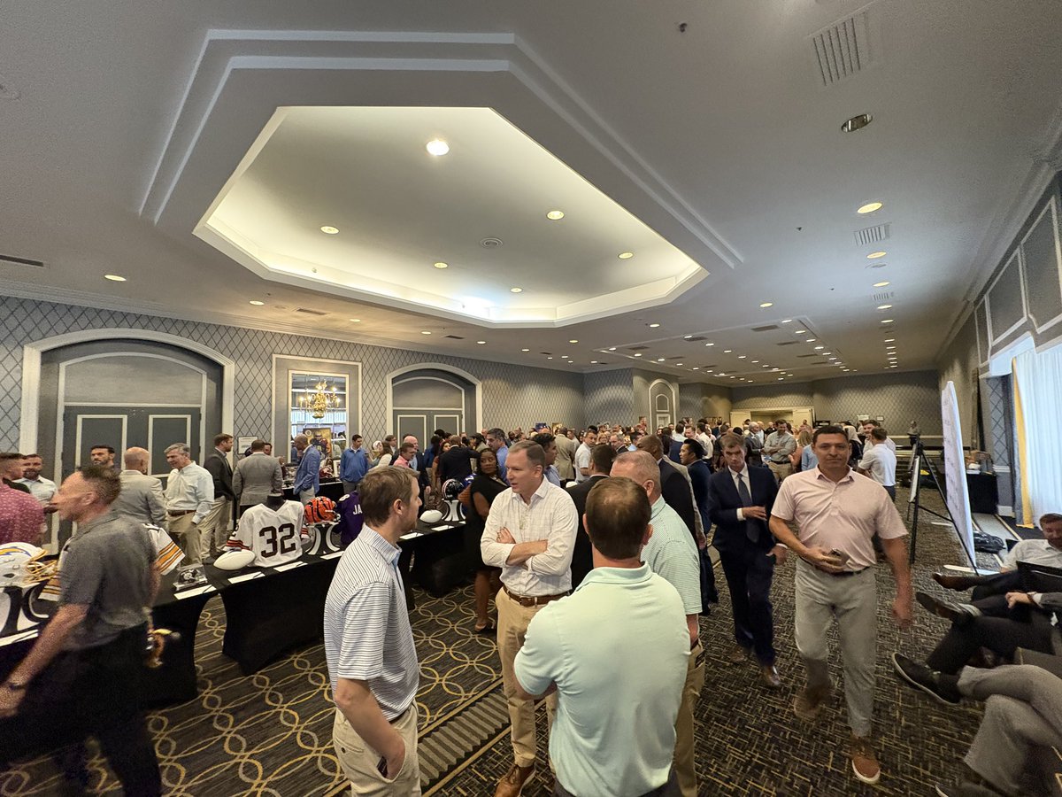 Another awesome crowd out today supporting the Charlotte Touchdwon Club!