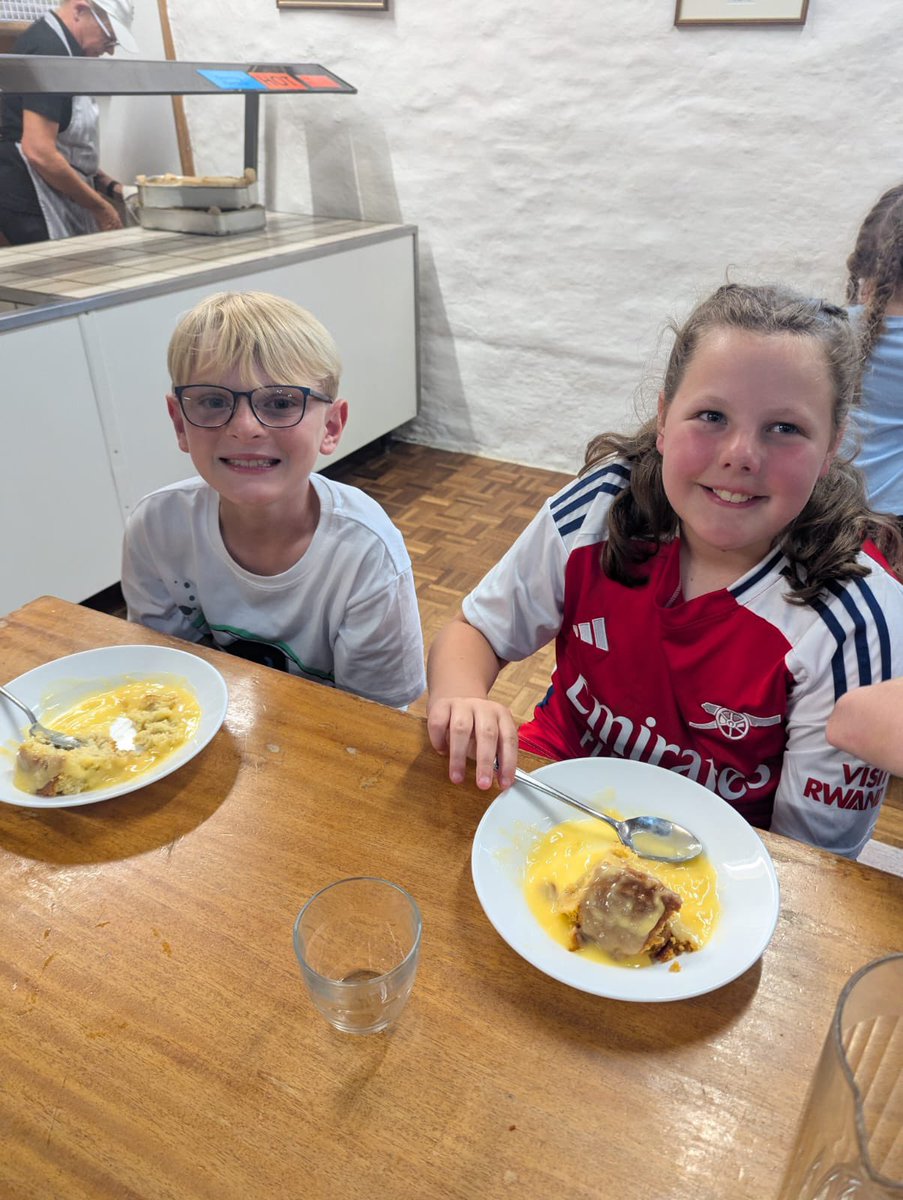 Y4 Marrick Residential 2025 💛💜