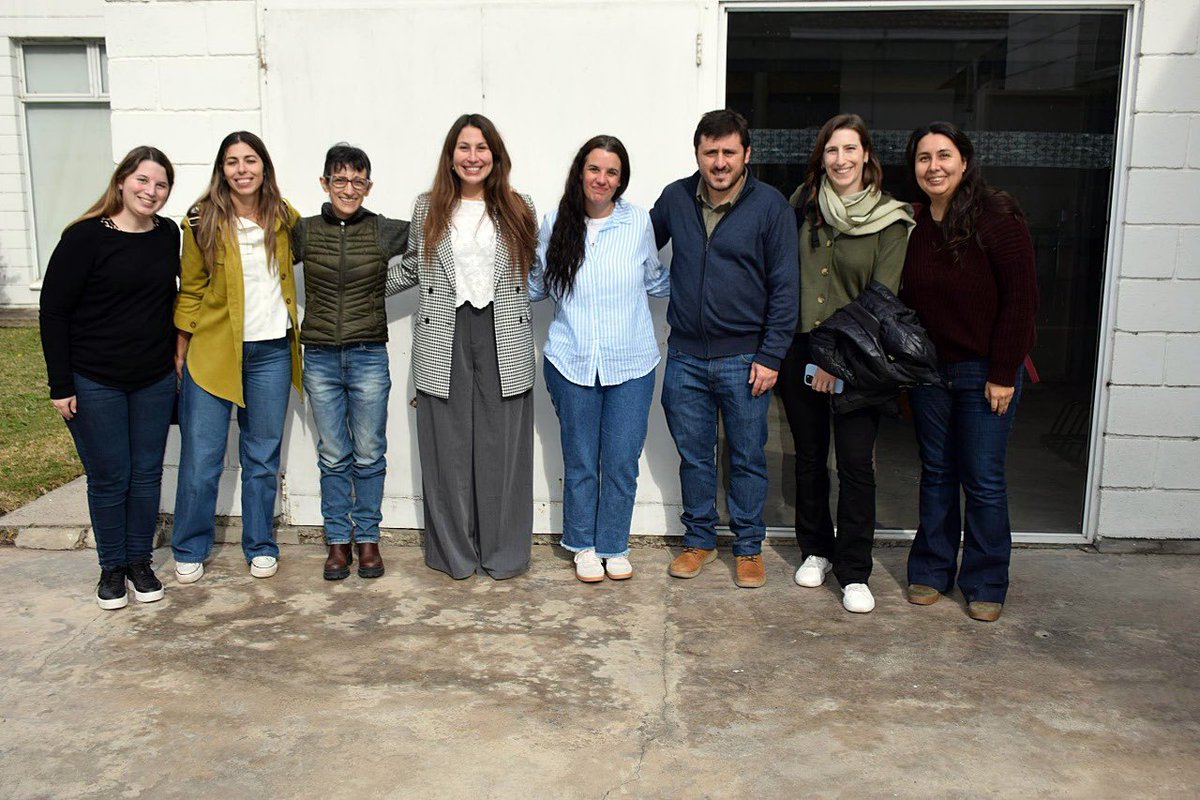 Felicitamos a Yésica Chazarreta, que hoy defendió su tesis de Doctorado en Ciencias Agropecuarias de la <a href="/epg_fauba/">Escuela para Graduados “Ing. Agr. Alberto Soriano”</a>, dirigida por <a href="/OteguiMaria/">Maria Elena Otegui🎗️</a>, <a href="/SantiagoAPok/">Santiago Alvarez Prado</a> y Cesar López. 

La defensa de tesis puede verse en:
youtube.com/live/XrC5XeX_k…

¡Felicitaciones <a href="/YDChazarreta/">Yesi Chazarreta</a>! 👏🏻👏🏻👏🏻