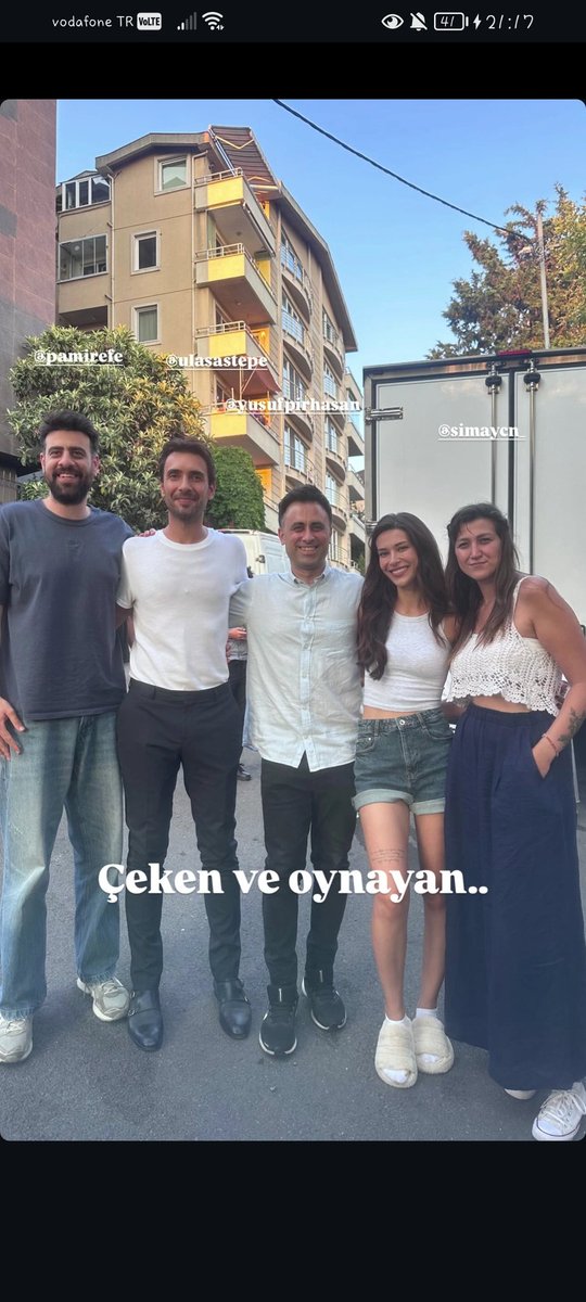 📍#çiftkisilikoda setinin son gününden #UlaşTunaAstepe🎬🤧📍 #DevrimÖzkan, #efepamir #yusufpirhasan #simaycan