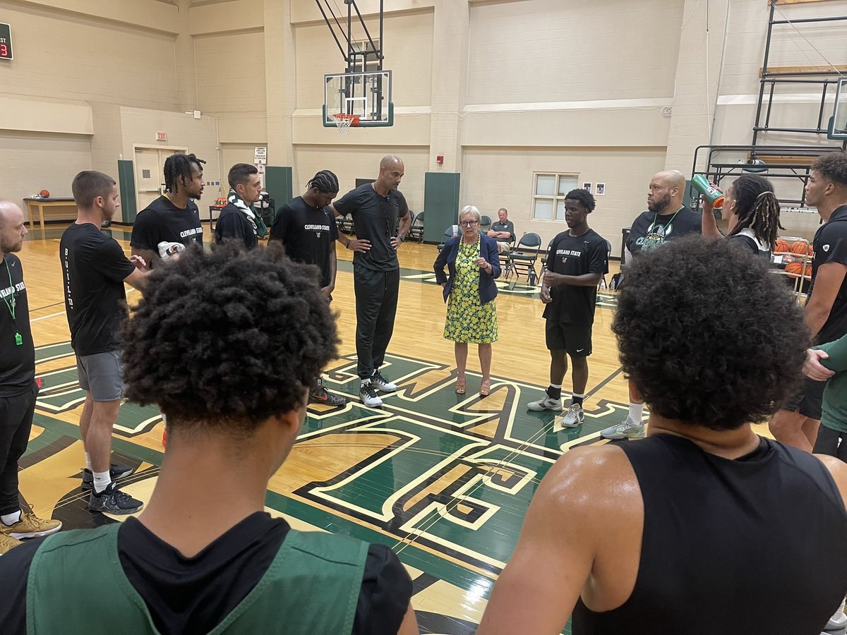 csu_basketball's tweet image. Awesome to have @CSU_President stop by practice today!
#BUILD | #GoVikes