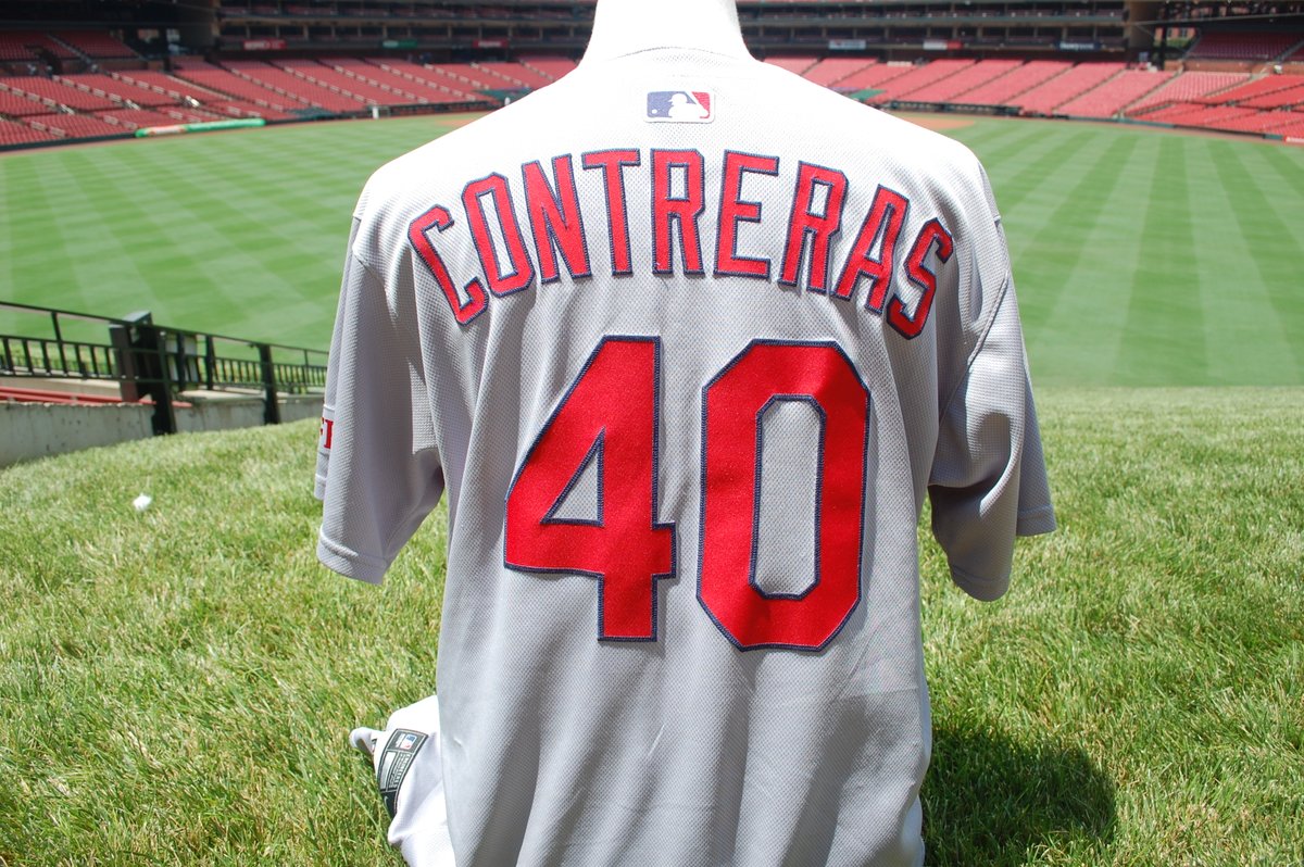 CardsAuthentics's tweet image. Check out this new auction! Bid on this game used Brendan Donovan bat, MacKenzie Gore strikeout/Masyn Winn double, or this team issued Willson Contreras road jersey. Auction ends 7/21/25.

cardinals.auctions.mlb.com