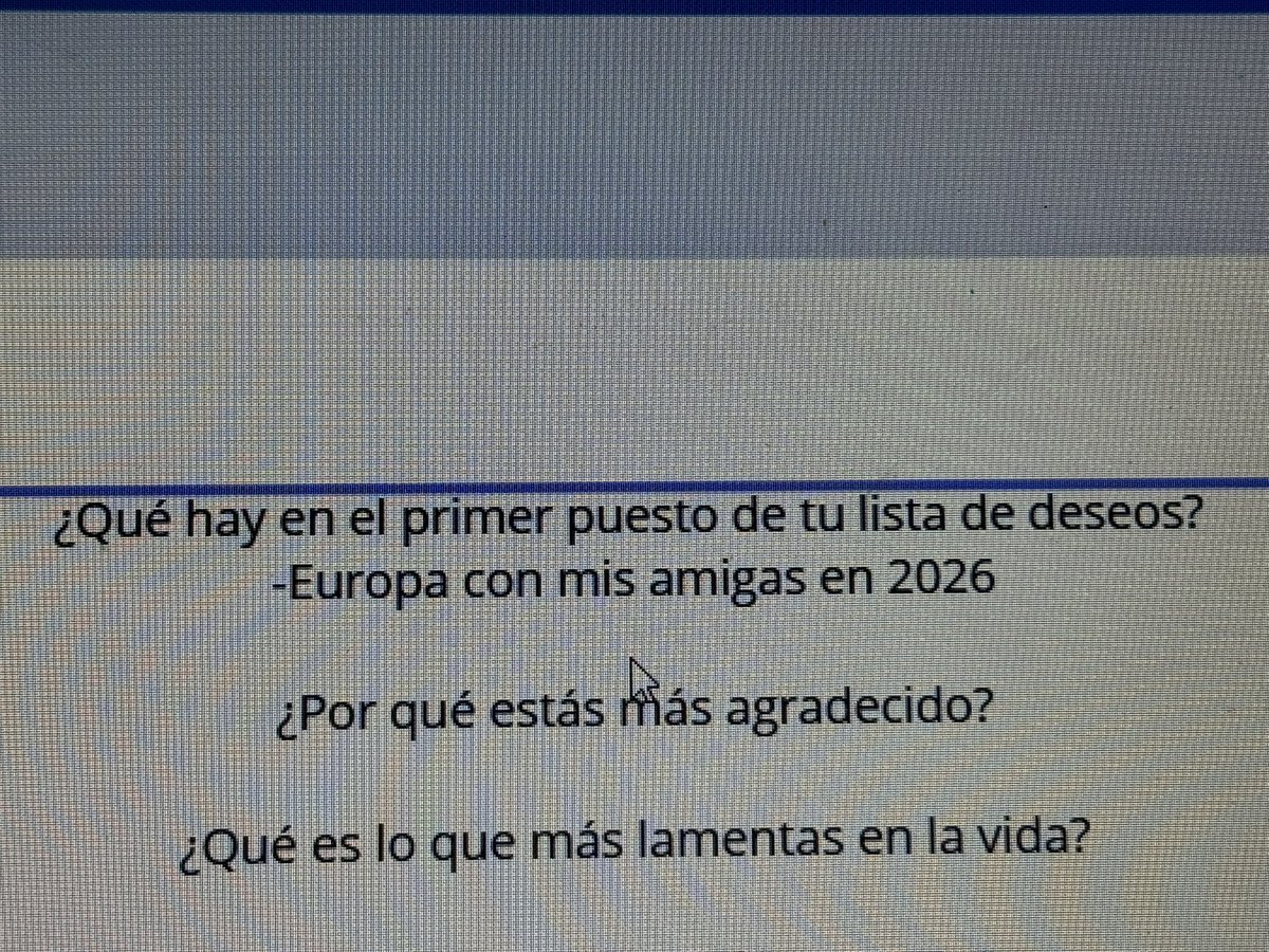 esa respuesta surgió porque responder que quiero ser una trophy wife y no trabajar nunca, no sería bien visto