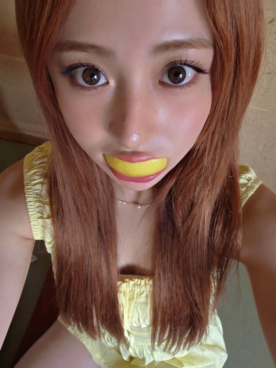 mmmy mammme iss #Yunjin... mmmd I mike memomssss... 🍋❤️
#LE_SSERAFIM #HUHYUNJIN #허윤진