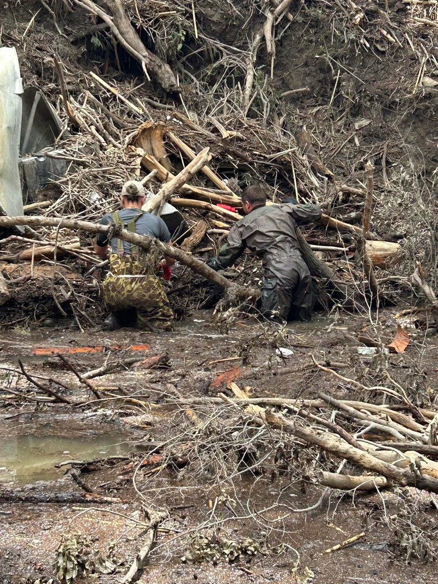 There's 122 nautical miles like this that have to be searched. Just absolutely insane