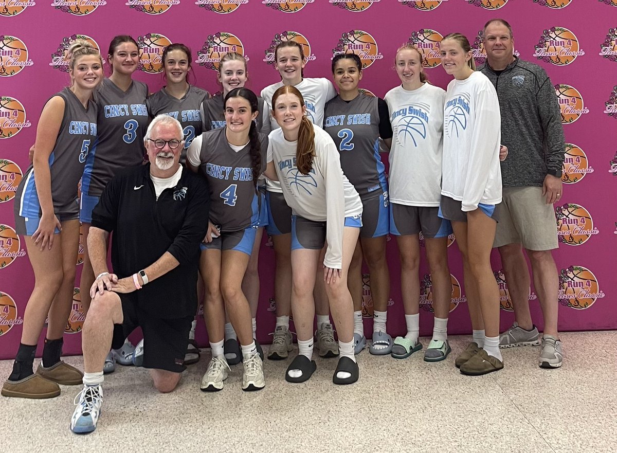 Cincy Swish Ervin27 ends their magical run with a tough 56-48 loss to TTP in the finals of the Gold Championship bracket <a href="/TFNsRun4Roses/">TFN's Run 4 Roses</a> Championships in Louisville. Fantastic run to end the summer and great season ladies! #SwishFamily