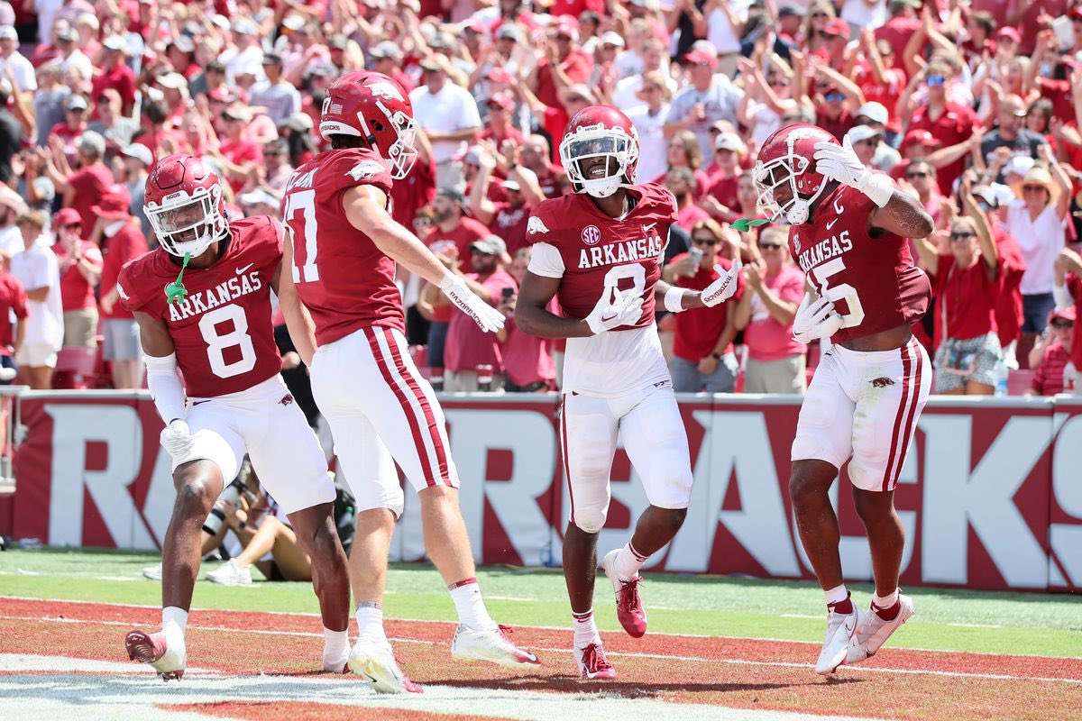 Trent_Blay1's tweet image. #AGTG After a conversation with @NIckPerry_27 Im Blessed to receive my 20th offer from the University of Arkansas🐗🔴⚪️@adamgorney @blaylock_23 @247Sports @On3sports @JnewSports @craig_stump @Coach_Donelson @CoachCDoggett