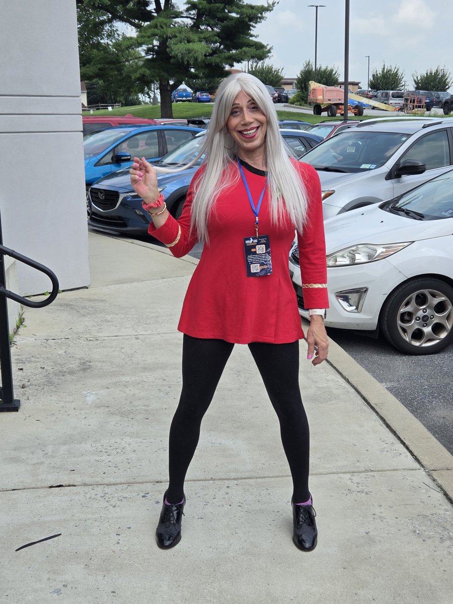 Before masking phase, there was Trek cosplay as Yeoman Janice. No artificial ingredients here.