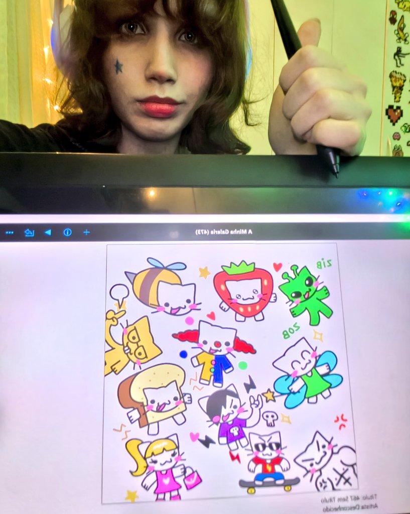 "Eai filha que você fez de interessante hoje??"

Eu desenhei gatinhos bobinhos :)