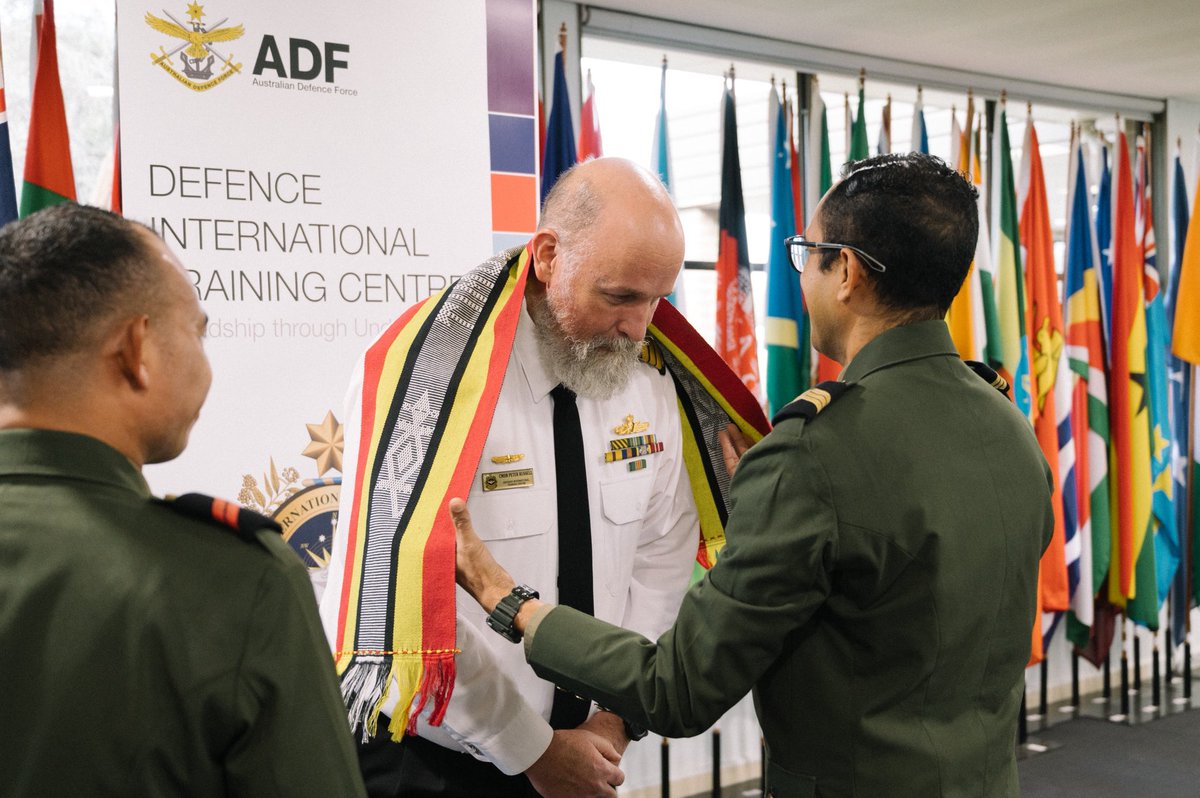ADFTrngC's tweet image. 👏 to the 🇰🇭 🇮🇩 🇱🇦 🇲🇾 🇹🇱 🇹🇭 and 🇻🇳 graduates from our recent Teaching Pronunciation Course. This course develops skills to support effective communication and regional cooperation through language and cultural understanding | #ADFDITC #ForTheFutureWeLearn #StrongerTogether