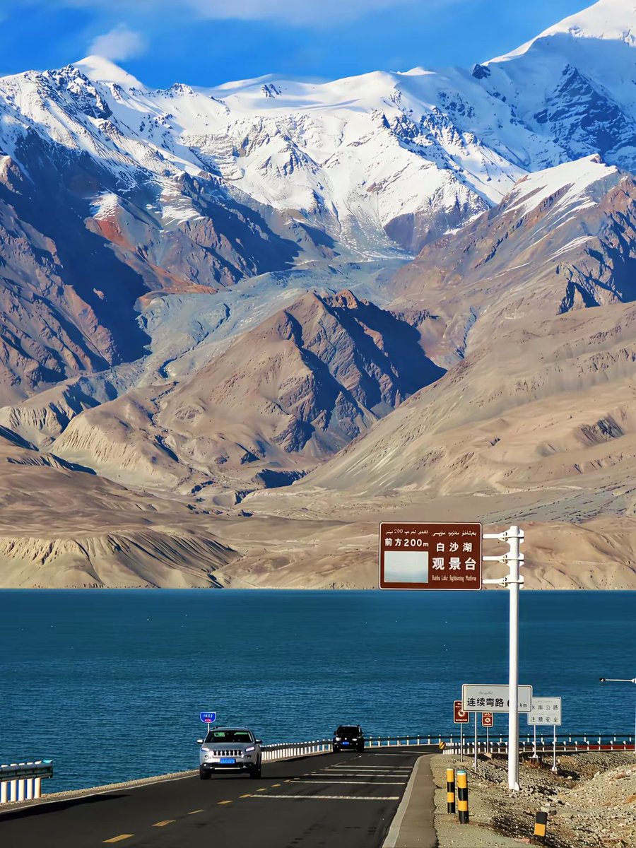AlecZ198570's tweet image. 大美新疆白沙湖
Beautiful Baisha Lake in Xinjiang