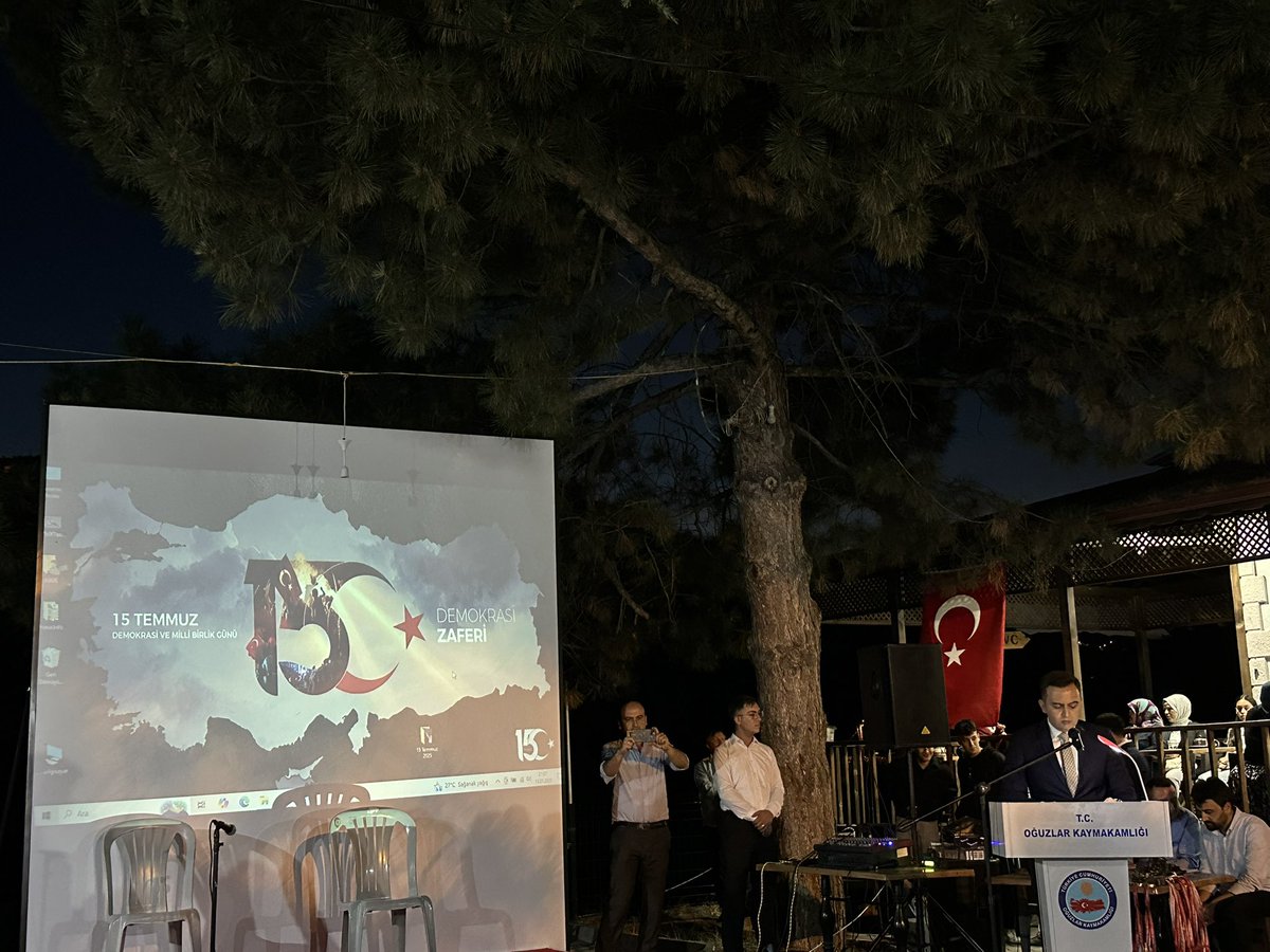 🇹🇷 15 Temmuz Demokrasi ve Milli Birlik Günü 🇹🇷
Milletimizin kararlılığı, birliğimizin gücüdür.
O karanlık gecede göğsünü siper eden aziz şehitlerimizi rahmetle, kahraman gazilerimizi minnetle anıyoruz.
Unutmadık, unutmayacağız!
#15Temmuz #DemokrasiVeMilliBirlikGünü