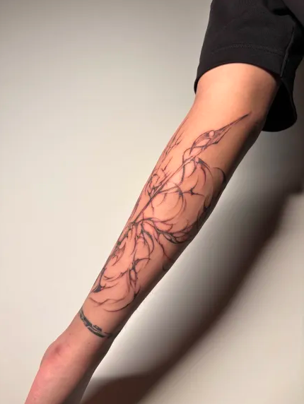 PlebW_'s tweet photo. 2nd part of sleeve done - character customization goes crazy 😌 https://t.co/HyeNJOBVq4