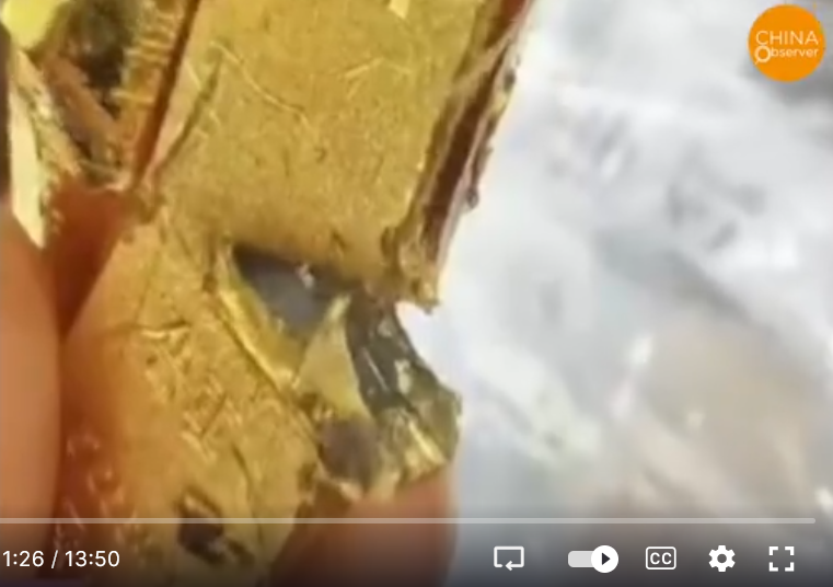 Sunny5295's tweet photo. @TrumpRealDaily 🫨 China’s State Banks Sell Fake Gold and Fake US Dollars; Bank Chaos Beyond Imagination   👉 https://t.co/x6EglF6No6
#China #socialism #communism #CCP #communistparty #corruption #banks #fakegold #fakeUSdollars https://t.co/lgcVtXvUzN