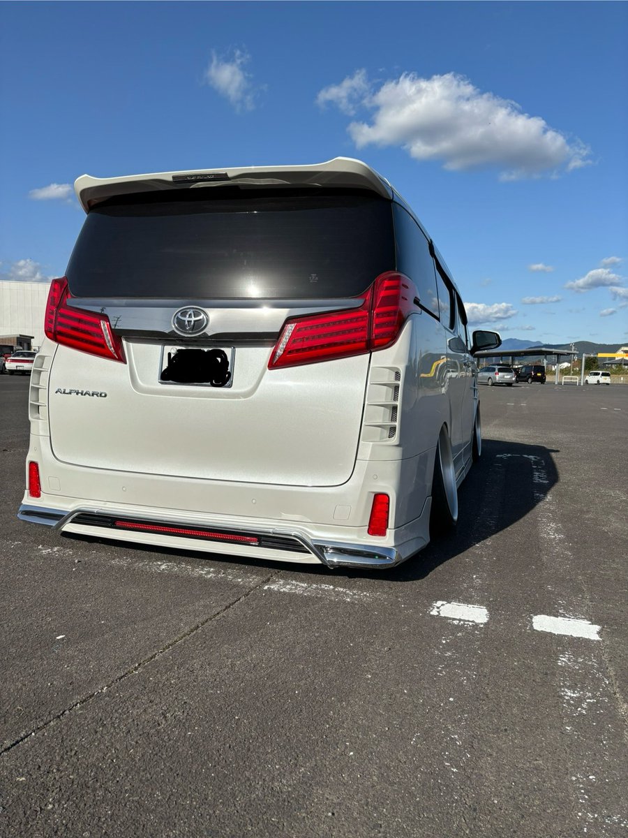 __garuchan_'s tweet photo. 車売ります！

アルファード30 2.5S タイプゴールド
カスタムバリバリしてます
本気で購入の方はDMお待ちしております
現在も使用してるので走行距離はのびます
現在20400kmです
令和2年式
車検有効令和9年5月まで
車検受けたばかりです！
510万 名変完了で10万返金☆
#車うります 
#30アルファード https://t.co/8d8pZqhvKg