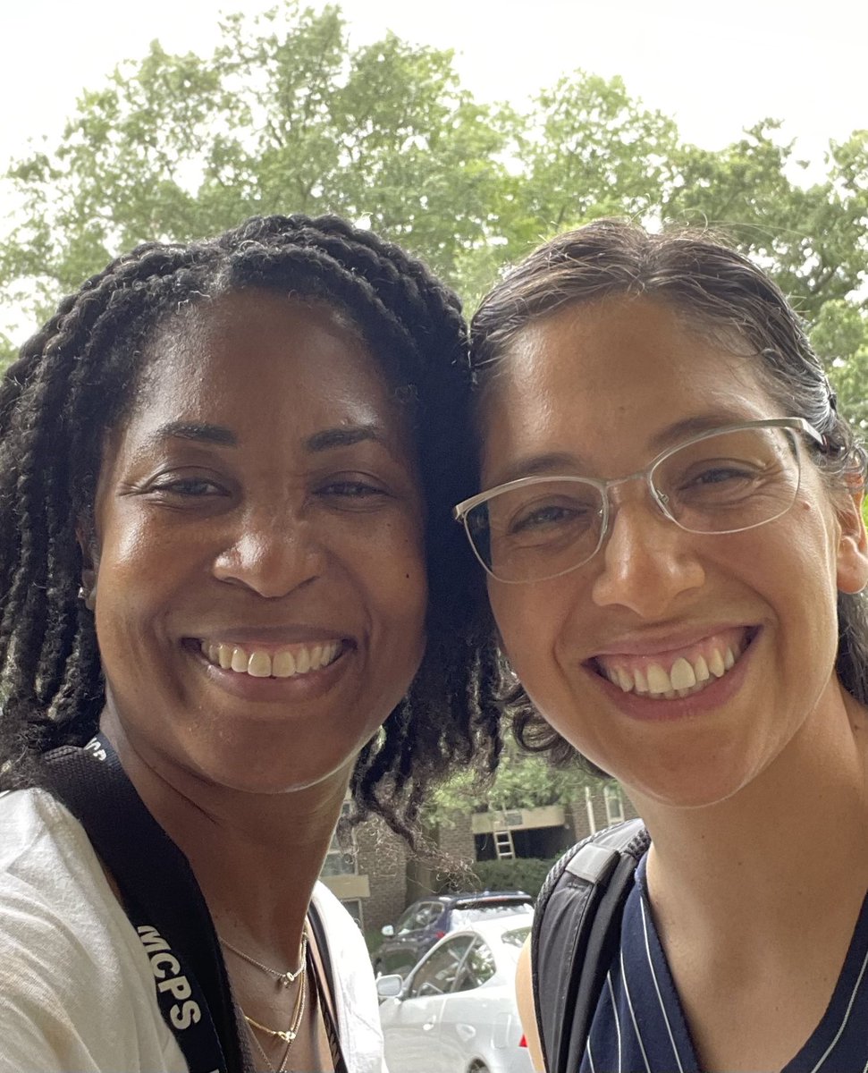 GloriaJCSL's tweet image. I had the honor and privilege of joining @AIMforPower on some door knocking visits today. It was a pleasure visiting with our @HHESHUSKIES at their homes. @CSconnect_MCPS