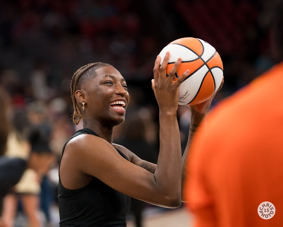 chrisphoto15's tweet image. The @IndianaFever take on the @ConnecticutSun
at TD Garden tonight in #WNBA action! Tip-off at 8pm