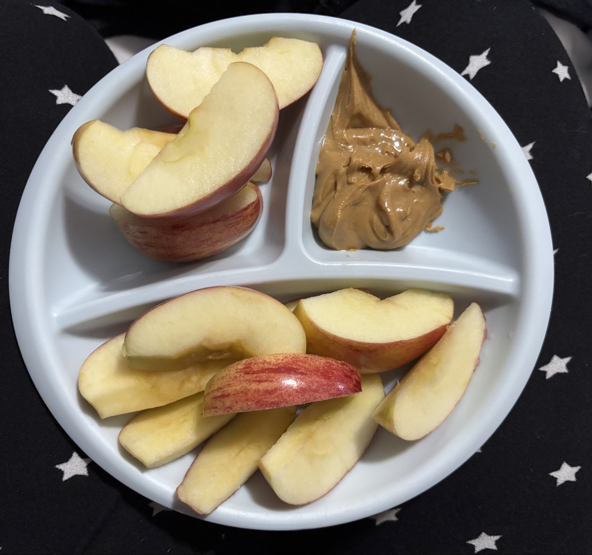 Omad (had tuna off camera) 
I LOVE APPLES 🗣️🗣️🗣️🗣️