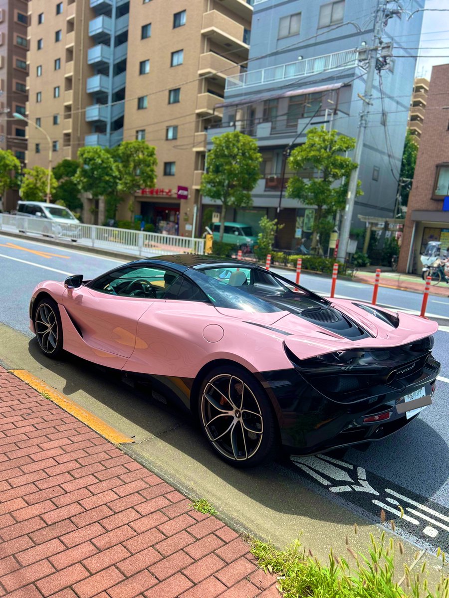 YOLO_CARWRAP's tweet photo. #マクラーレン
#720Sスパイダー
#カーラッピング 
#ツートンラッピング 
#YOLO https://t.co/IKqWCk3tEP