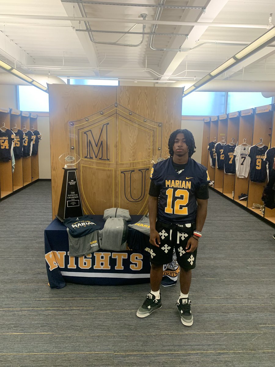 CoreyBonnerJR8's tweet image. Had a great visit at Marian University today. Thanks to the Marian Football coaching staff for having me. Can’t wait to come back to campus this fall!!!! @MarianUFootball @stutsie06 @CoachKarrasJr @CoachEmmrich25 @henry196350 @MarianUBaseball @MsLaToyahVikeFB @VikeNationFB