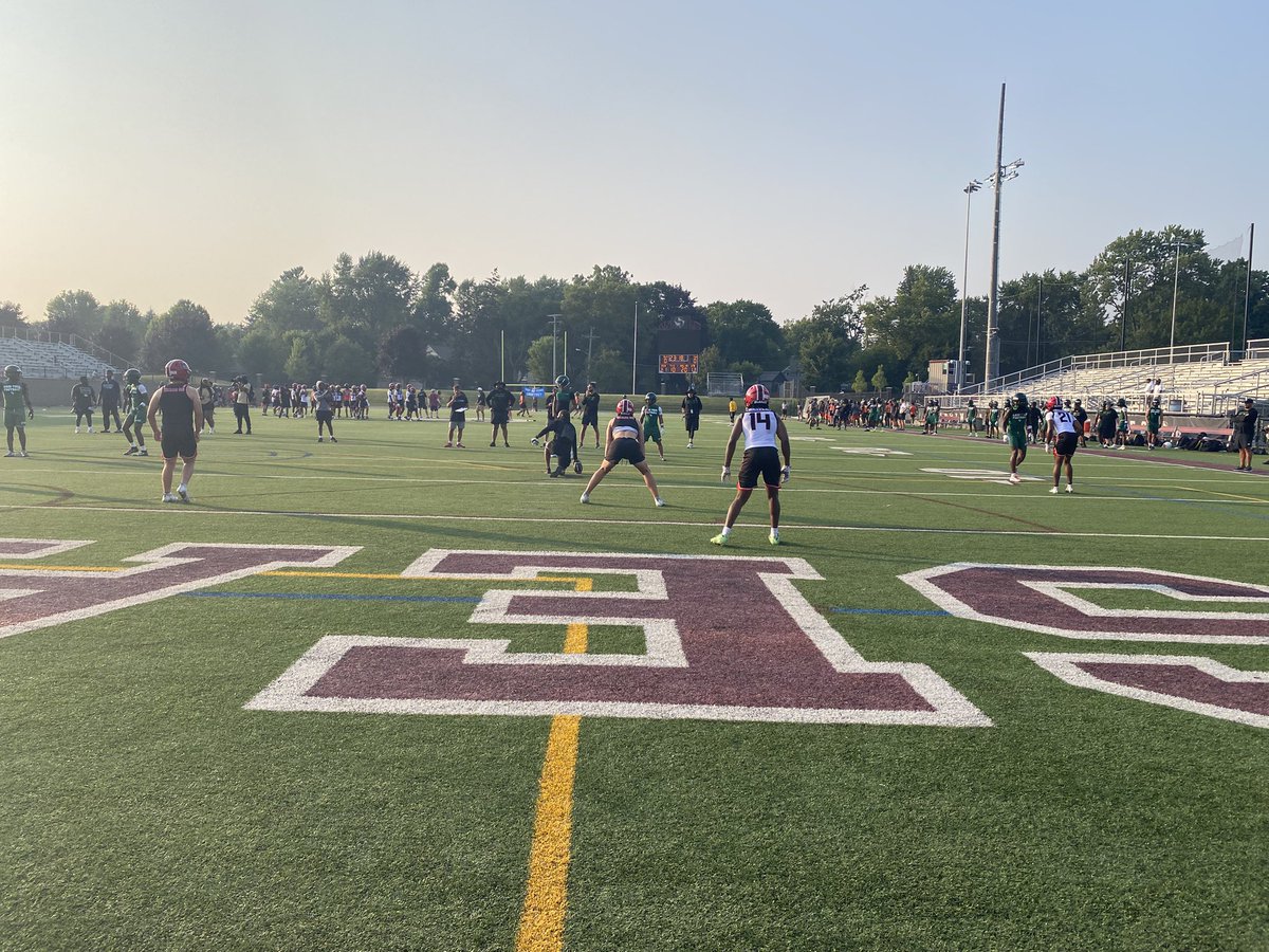 Cass Tech vs Orchard Lake Saint Mary’s as one of the final games of an insane day of football 

Here at The D Zone Shootout.