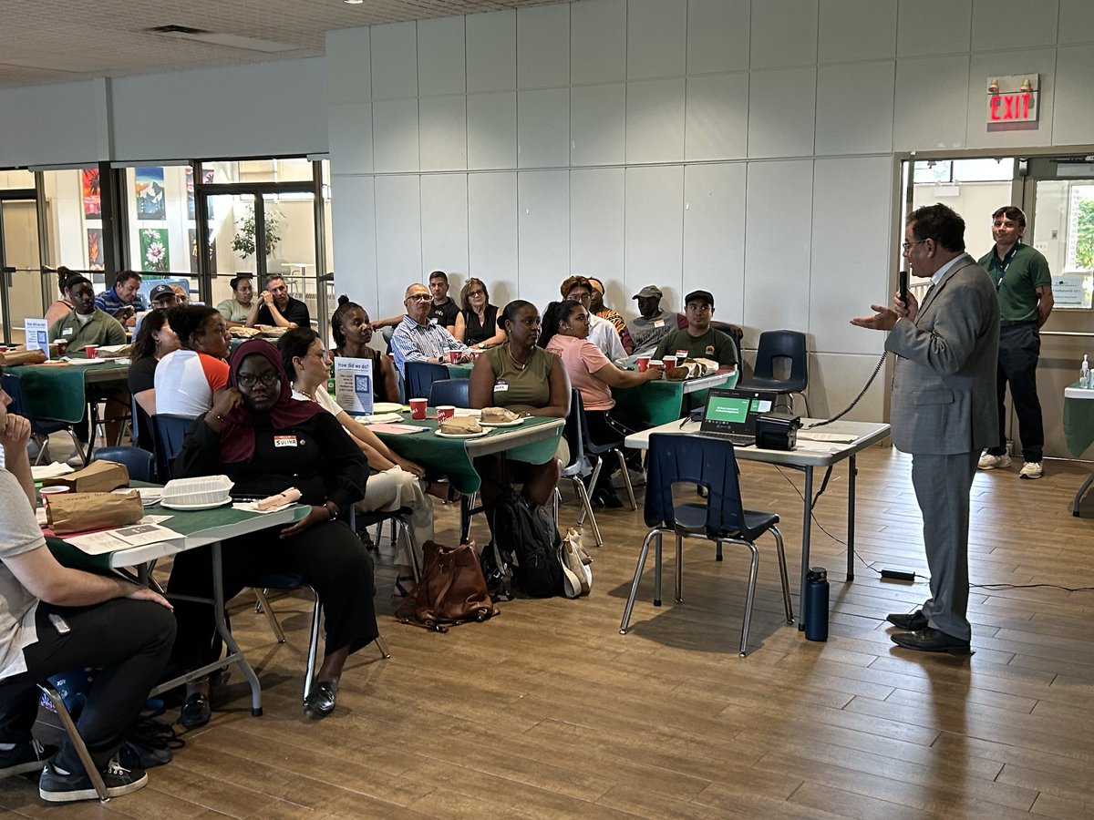 PasternakTO's tweet image. Getting our great Downsview Community Centre built with input from the Community. Residents are encouraged to share their vision for this new community centre through the link below by July 24, 2025.
my.thoughtexchange.com/scroll/8541718…