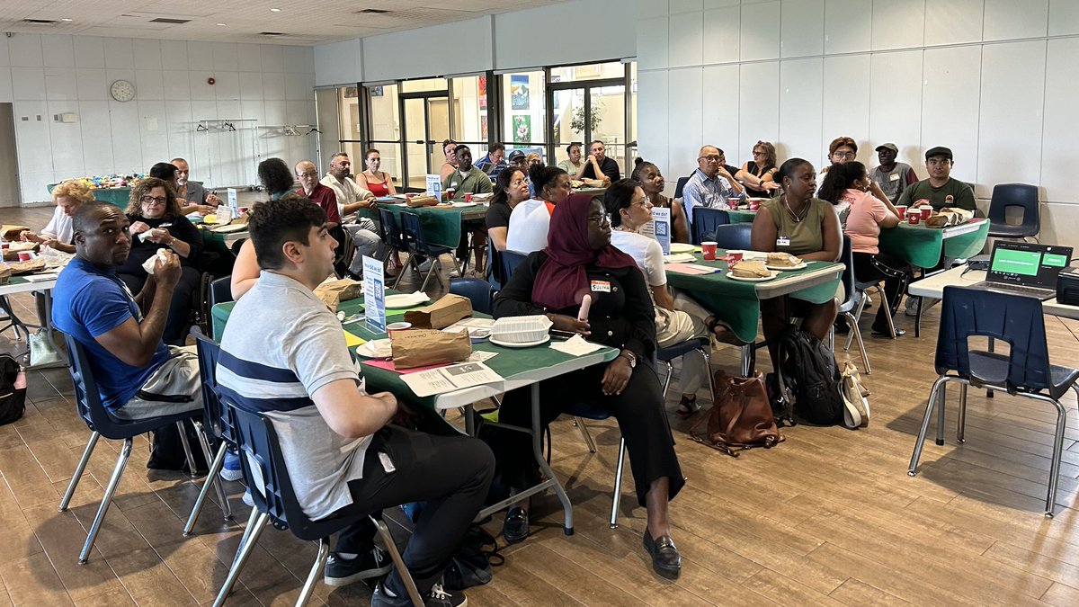 PasternakTO's tweet image. Getting our great Downsview Community Centre built with input from the Community. Residents are encouraged to share their vision for this new community centre through the link below by July 24, 2025.
my.thoughtexchange.com/scroll/8541718…