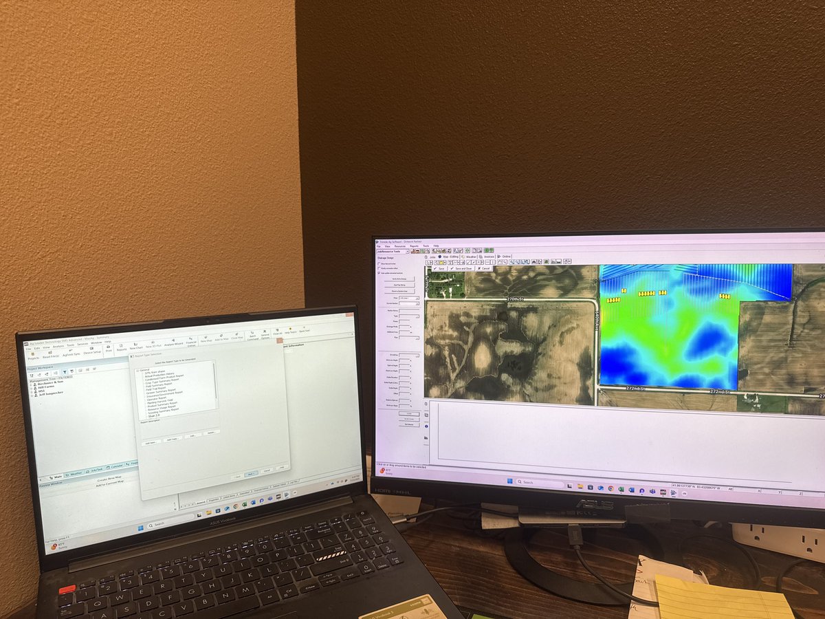 AgLeader on one screen, Timble tile planning on the other. Pray for my laptop.