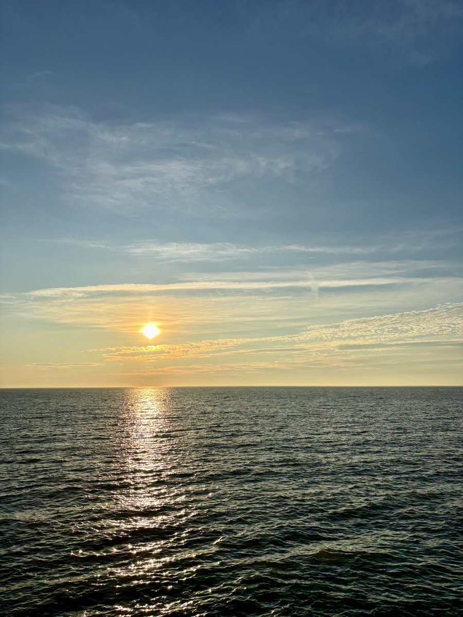 NMatanais's tweet image. Le fleuve St-Laurent aujourd’hui #Matane #Gaspésie #Québec