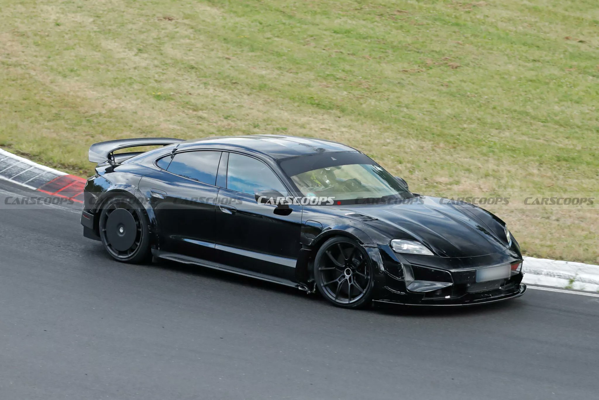 0369です。ポルシェ２台です。 Rika | ポルシェ 911supercars.com (@911supercars) / X