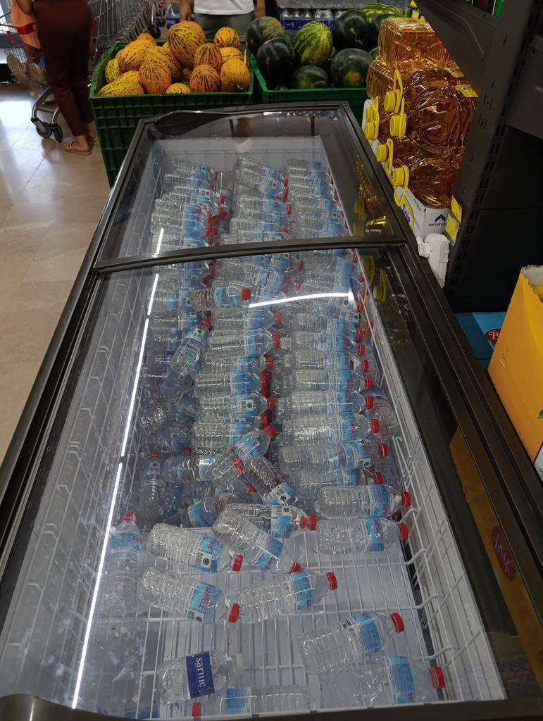 yazın herhangi bir markette olması gereken soğuk su miktarı budur.