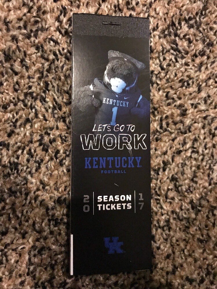 BBN_Commenter's tweet image. Remember when you bought season tickets they actually came in the mail and were physical tickets?
The good days