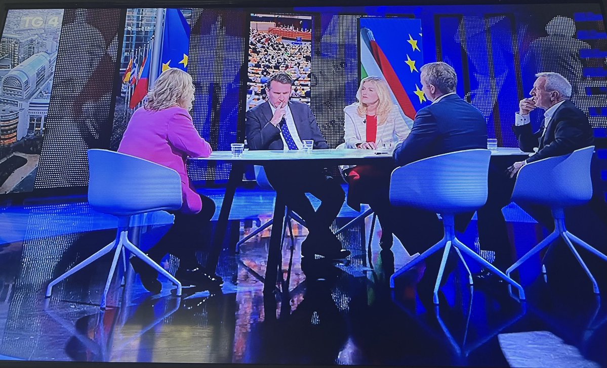 GleoBeo's tweet image. Clár iontach anocht ag @7LATG4 an-bhródúil as ár bpolaiteoirí AE ó gach páirtí le díospóireacht den scoth i nGaeilge den chaighdeán is airde. #Gaeilge