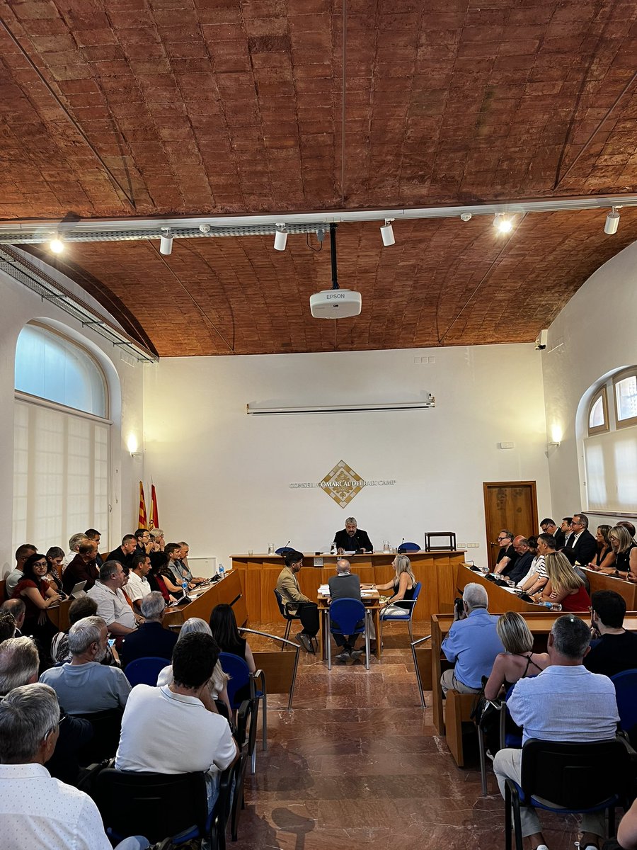 Avui hem acompanyat el nou president del Consell Comarcal del Baix Camp, Juanjo Garcia, en l’acte de presa de possessió. Li traslladem tot el nostre suport en aquesta nova etapa al servei de la comarca. Endavant amb determinació i compromís.