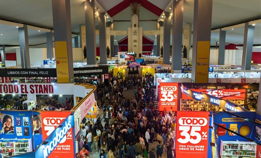 ¡FIL Lima 2025:  Literatura, música y cultura te esperan! 🎉 Del 18 de julio al 6 de agosto, en el Parque Próceres.  Autores como Javier Cercas y Rosa Montero, ¡y grandes artistas peruanos!  No te lo pierdas.  ¿Qué te emociona más? #FILLima2025 #FeriaDelLibro #Perú