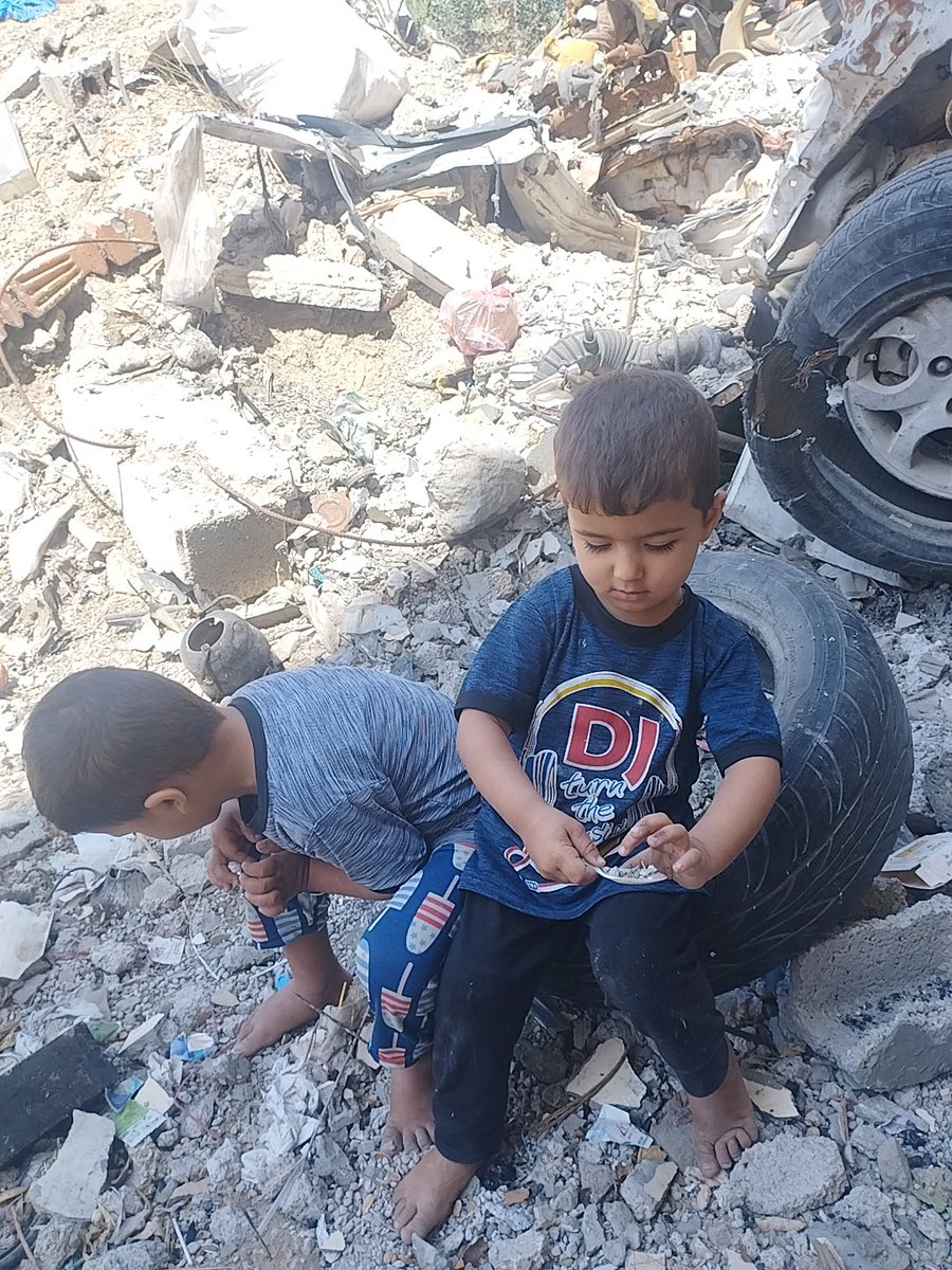maijb1989's tweet image. Mychildren areliving in astate of extreme food deprivationAfterOur house was bombedwe lefteverything behindand our situation isnow criticalBut rising prices are pushing even themost basic rights beyond our reachPlease help me buy foodWe urgently need$300🙏
gofundme.com/f/donate-to-he…
