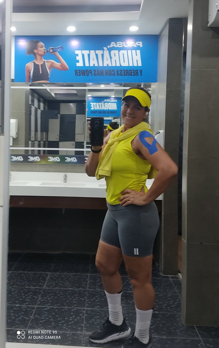 Neidy Villarroel (@neidyvillarroe1) on Twitter photo Seguimos disfrutando de sumar kilómetros a la vida.
Saludos amig@s
<a href="/Comunirunners/">Comunirunners</a> <a href="/ManicomioRunner/">Manicomio Runner \m/ 🤪 \m/</a> <a href="/yoelegicorrer1/">#Yoelegícorrer</a> <a href="/MeEncantaCorrer/">Me Encanta Correr</a> <a href="/21kMena/">Esto es Correr</a> <a href="/SoyCorredora/">Soy Corredora</a> <a href="/EntreRunners/">Entre Runners</a> #running Seguimos disfrutando de sumar kilómetros a la vida.
Saludos amig@s
<a href="/Comunirunners/">Comunirunners</a> <a href="/ManicomioRunner/">Manicomio Runner \m/ 🤪 \m/</a> <a href="/yoelegicorrer1/">#Yoelegícorrer</a> <a href="/MeEncantaCorrer/">Me Encanta Correr</a> <a href="/21kMena/">Esto es Correr</a> <a href="/SoyCorredora/">Soy Corredora</a> <a href="/EntreRunners/">Entre Runners</a> #running