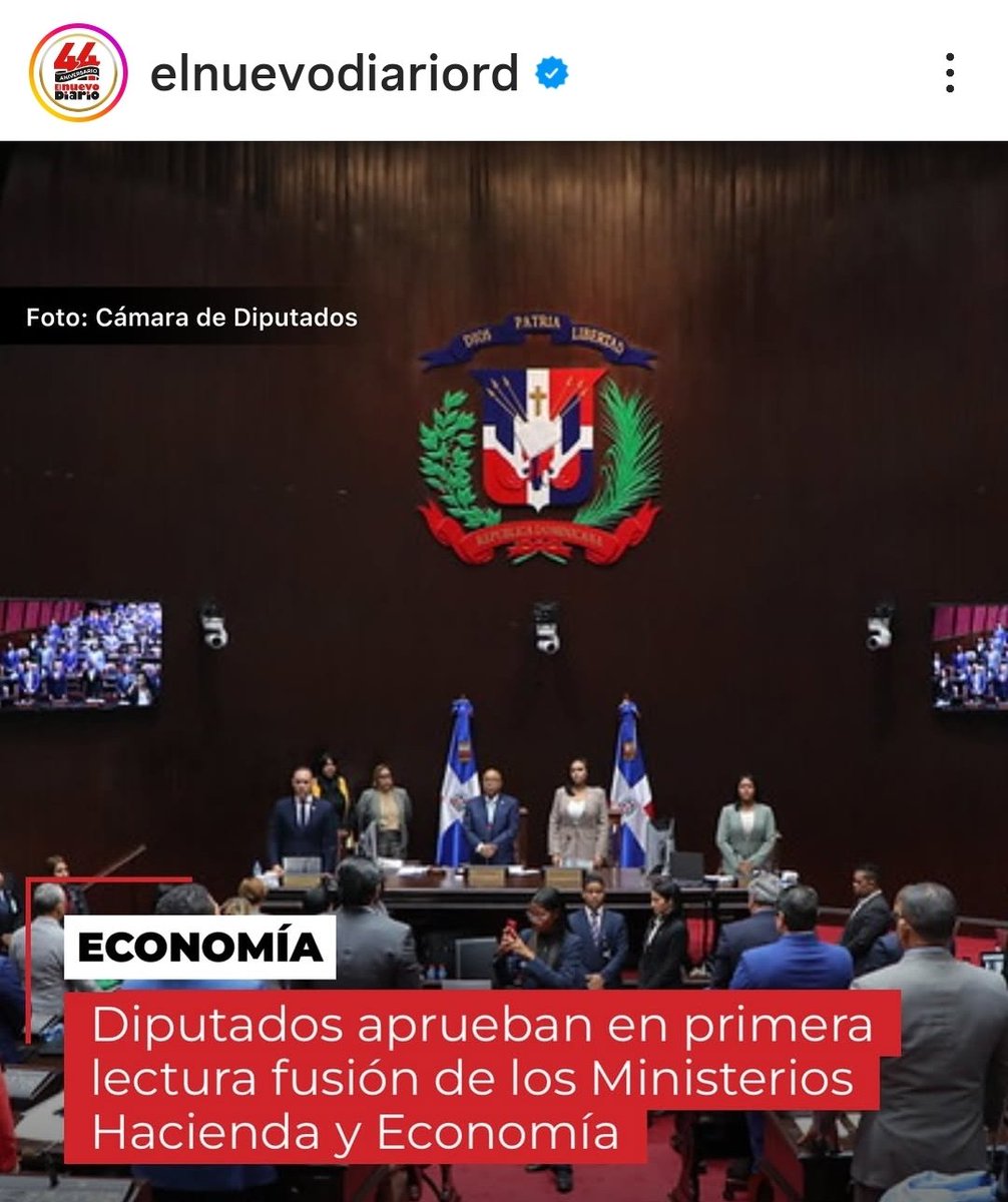 Luis Brito (@britojerez) on Twitter photo Mismo día en que el presidente <a href="/luisabinader/">Luis Abinader</a> designa a un nuevo ministro de Hacienda tras la renuncia de Jochi Vicente.
¿Coincidencia o pura casualidad? Mismo día en que el presidente <a href="/luisabinader/">Luis Abinader</a> designa a un nuevo ministro de Hacienda tras la renuncia de Jochi Vicente.
¿Coincidencia o pura casualidad?