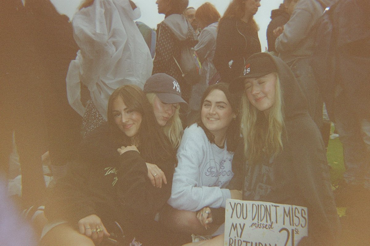 xells444's tweet image. gracie festival szn!!❀&amp;lt;3