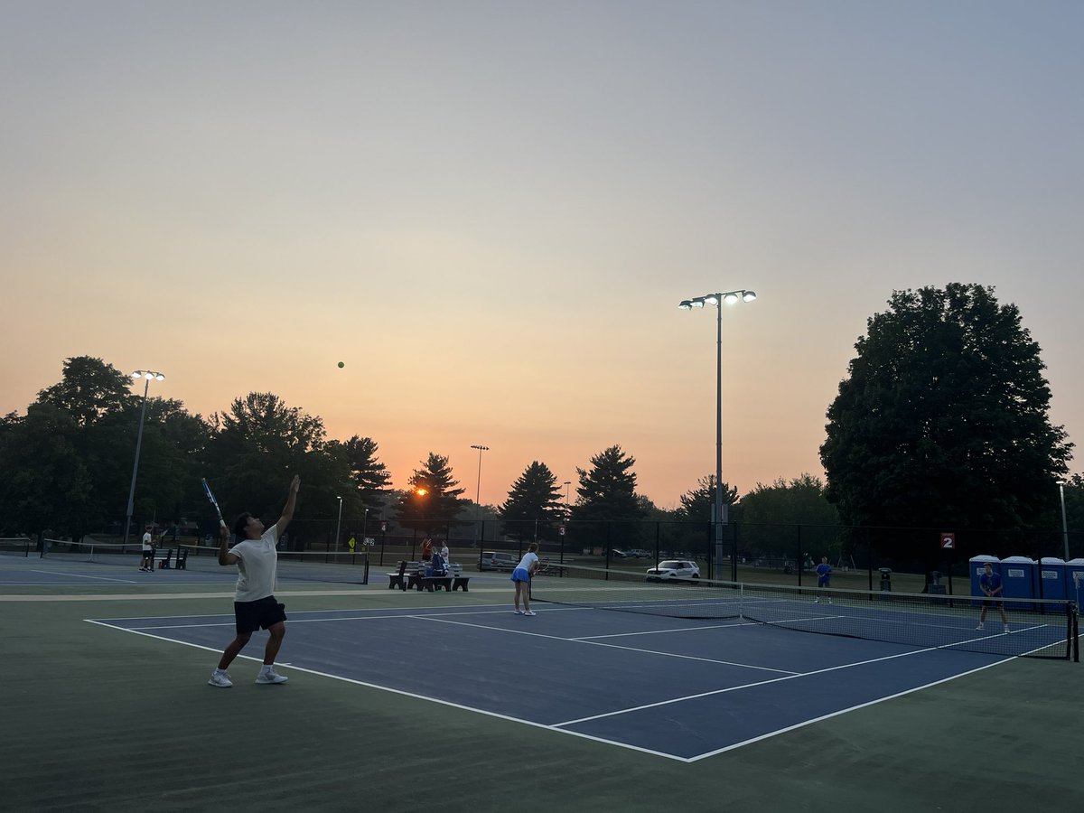 JimtownT's tweet photo. Tennis under the lights! Proud of these players and their commitment to improving their game this offseason. https://t.co/GTjLsczkeR